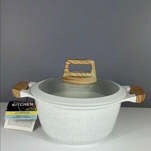 Authentic Kitchen Ceramic Non-Stick 8" 2.7 qt Casserole with Lid Off White New
